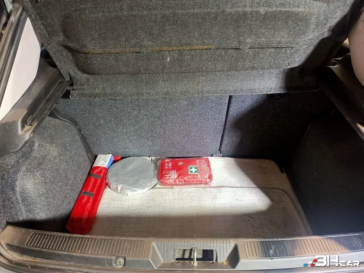 Fiat Grande Punto - photo 19