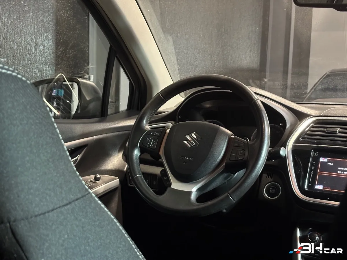 Suzuki Sx-4 S-cross - photo 9
