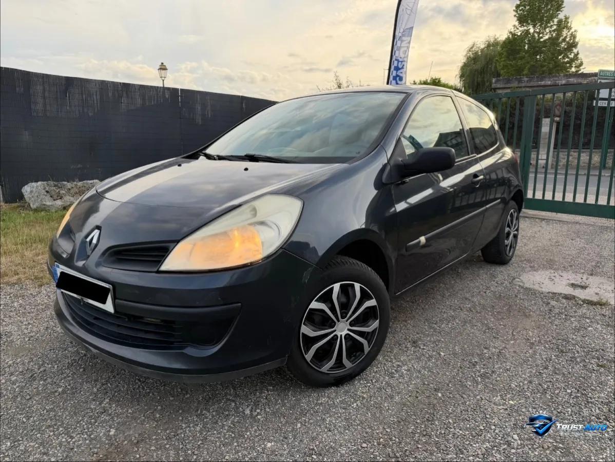 RENAULT Clio