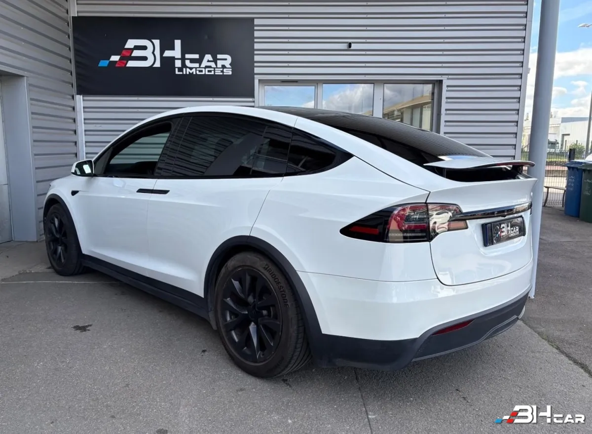 Tesla Model-x - photo 7