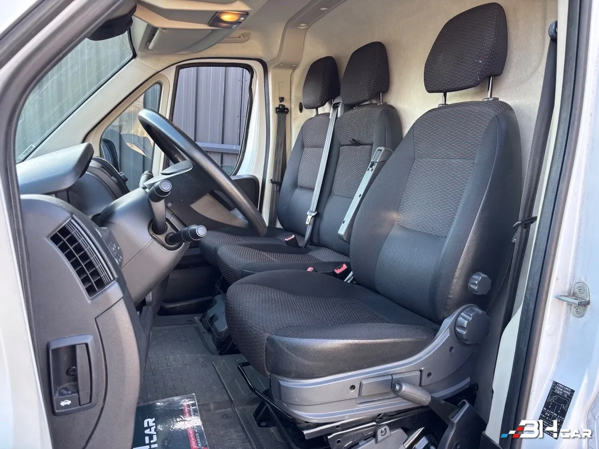 Peugeot Boxer Vu - photo 12