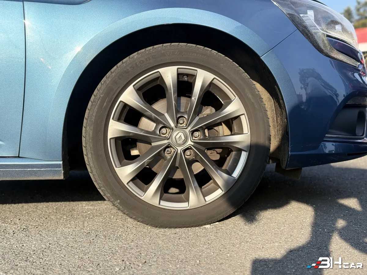 Renault Megane - photo 29
