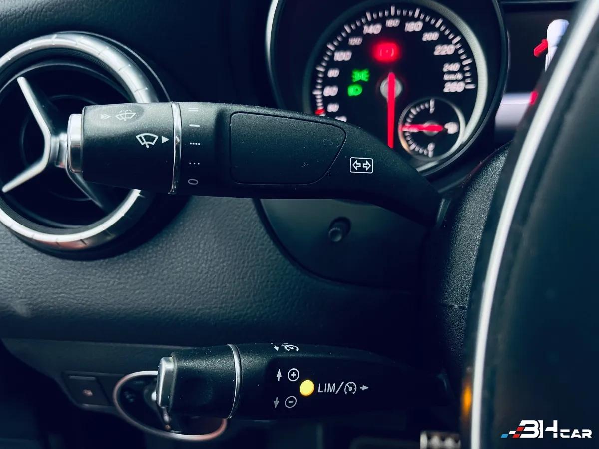 Aperçu indisponible de Mercedes-Benz CLASSE CLA