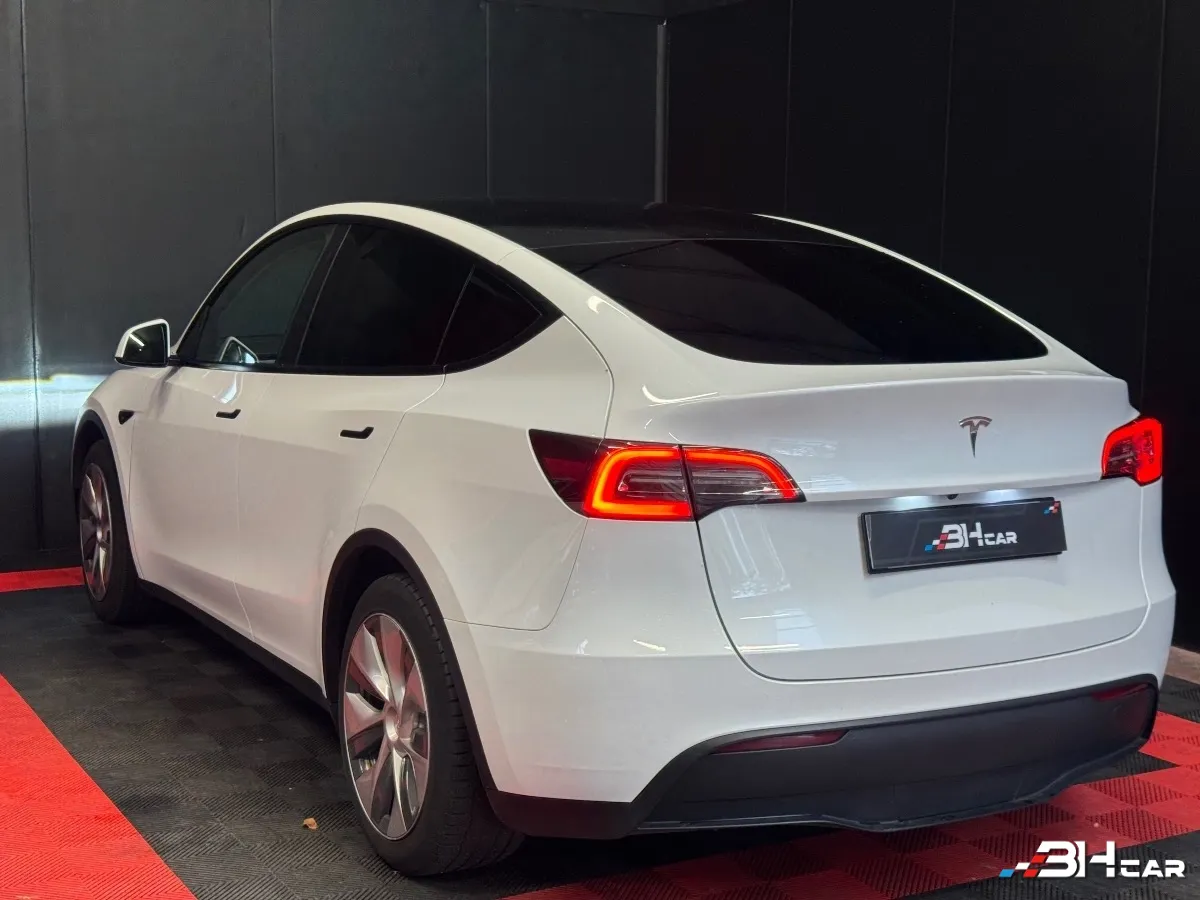 Tesla Model-y - photo 6