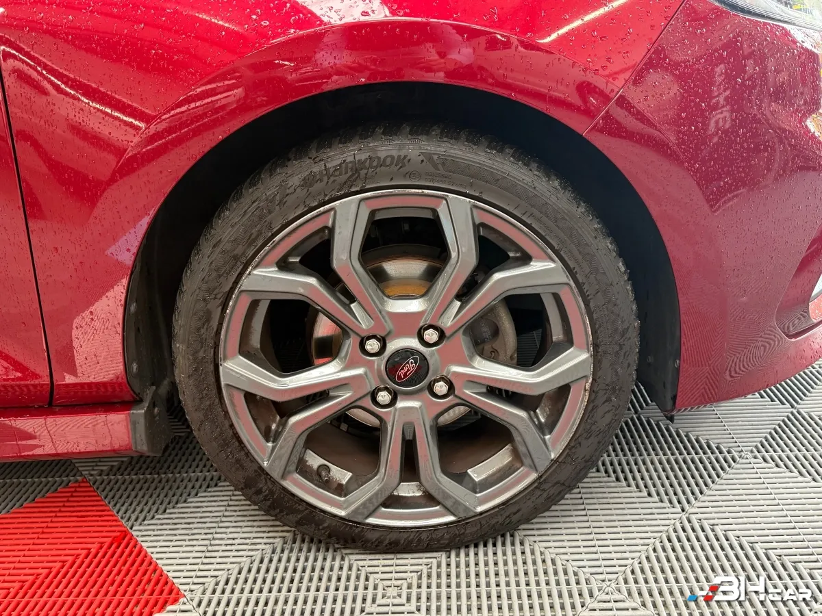 Ford Fiesta - photo 22