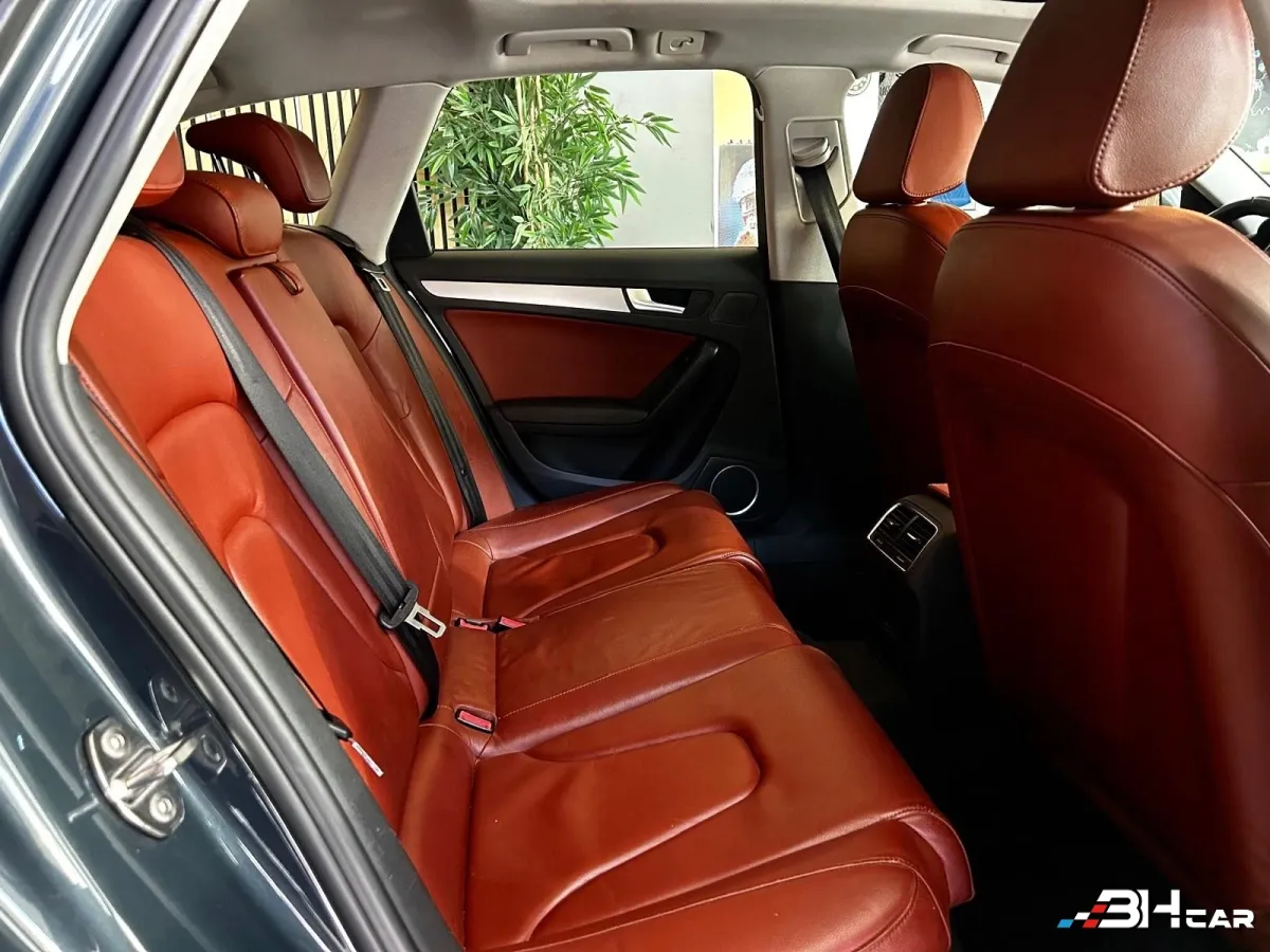 Audi A4 - photo 16