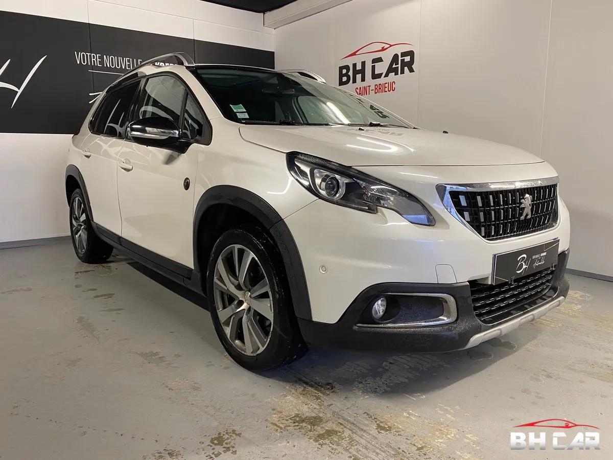 Image: Peugeot 2008 1.2 PTEC 130 S&S CROSSWAY