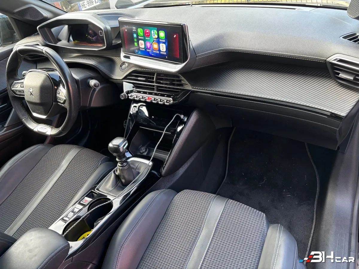 Peugeot 208 - photo 11