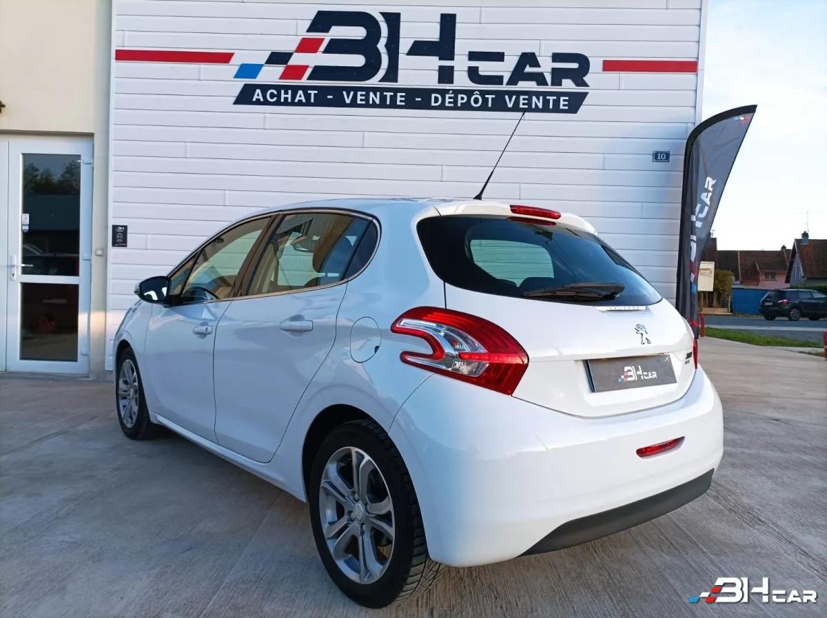 Aperçu indisponible de Peugeot 208