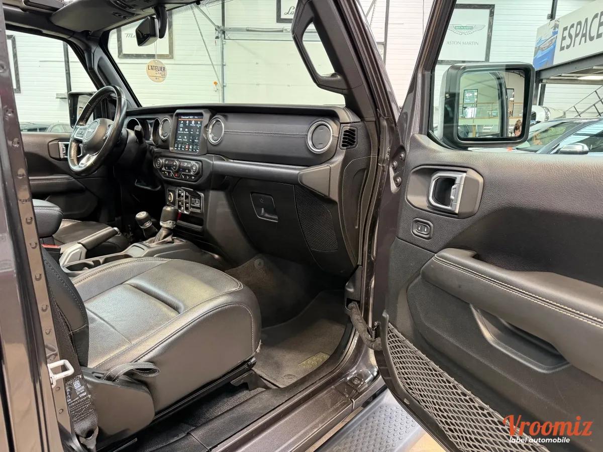 Jeep Wrangler 2.0 T 270 UNLIMITED SAHARA AWD BVA