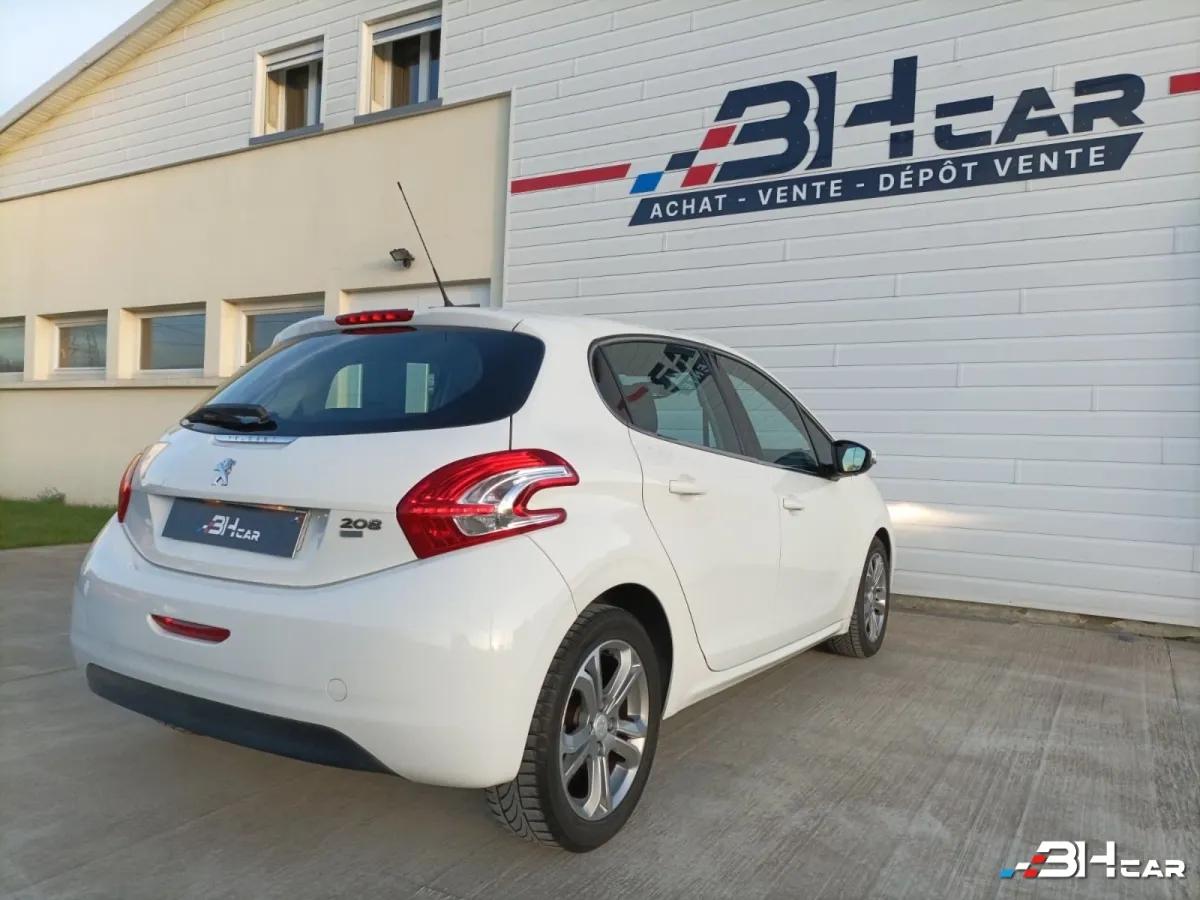 Aperçu indisponible de Peugeot 208