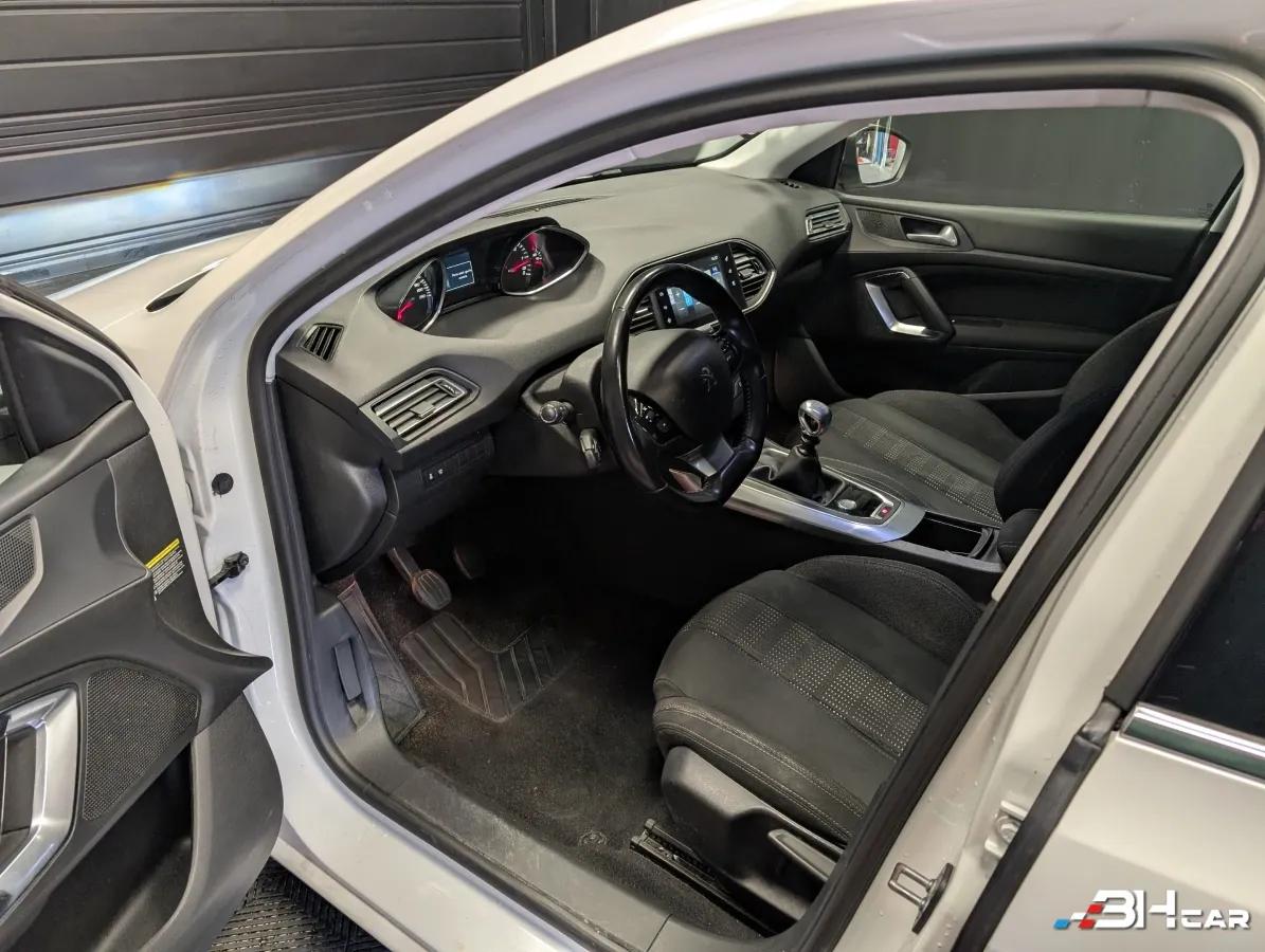 Aperçu indisponible de Peugeot 308
