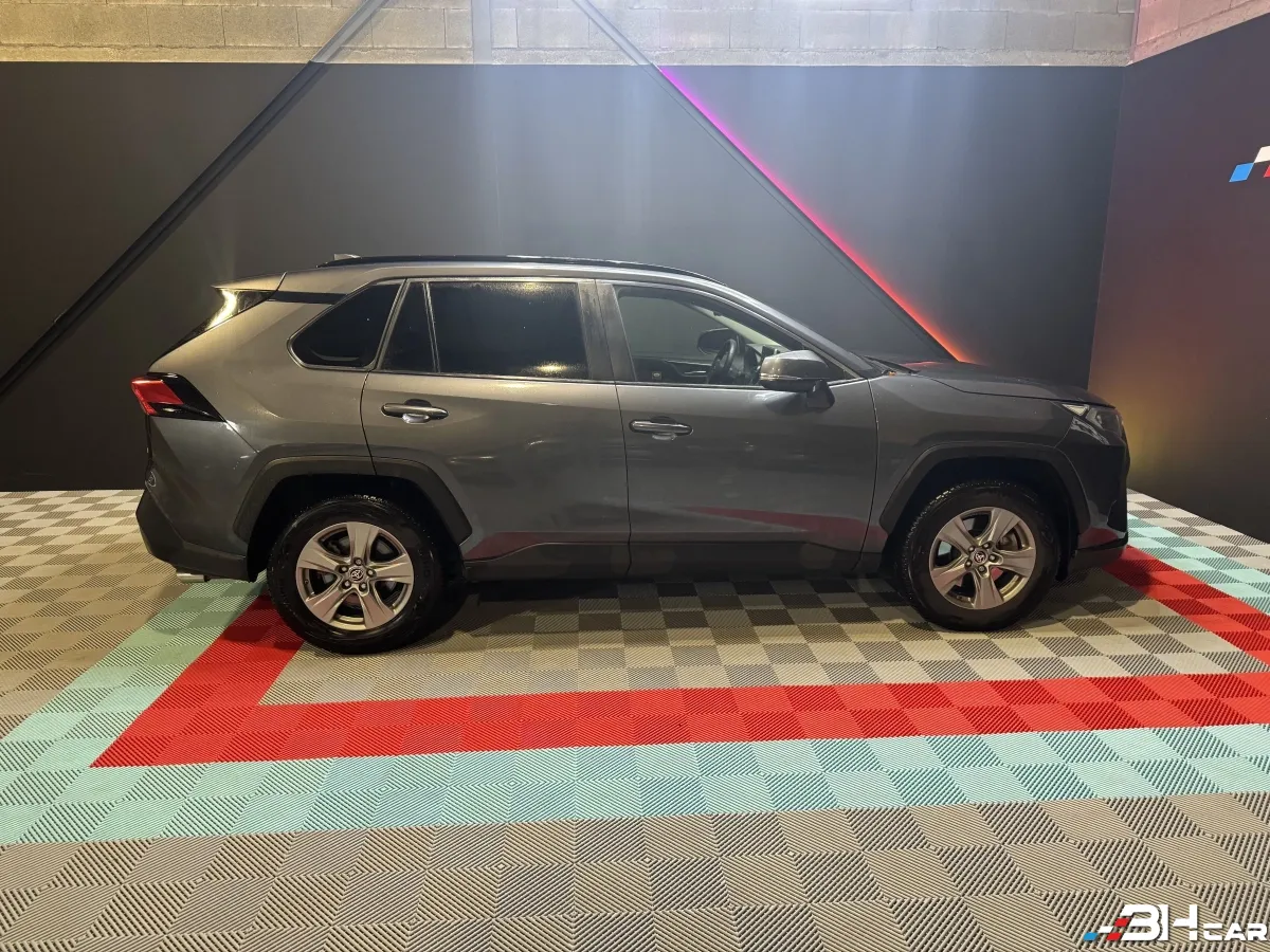 Toyota Rav-4 - photo 8