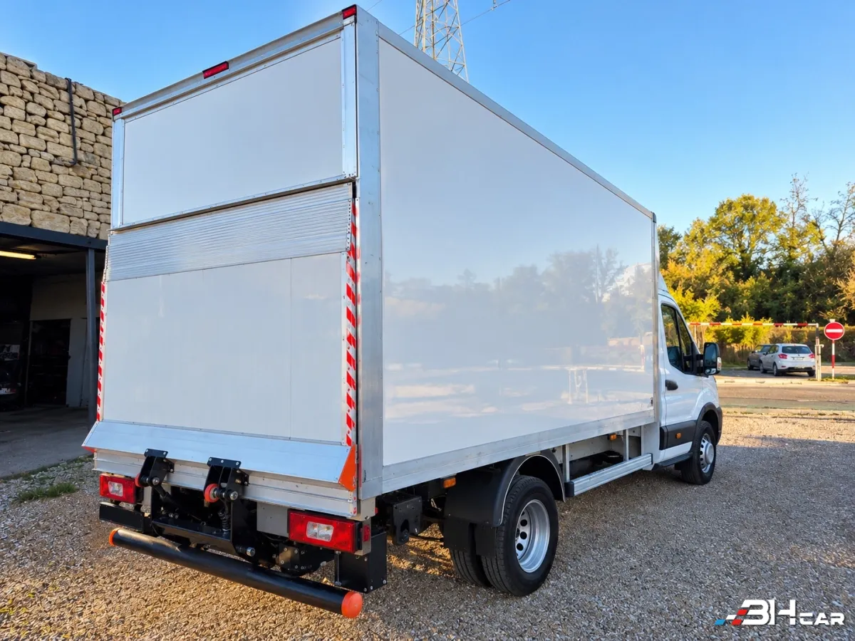 Ford Transit Vu - photo 5