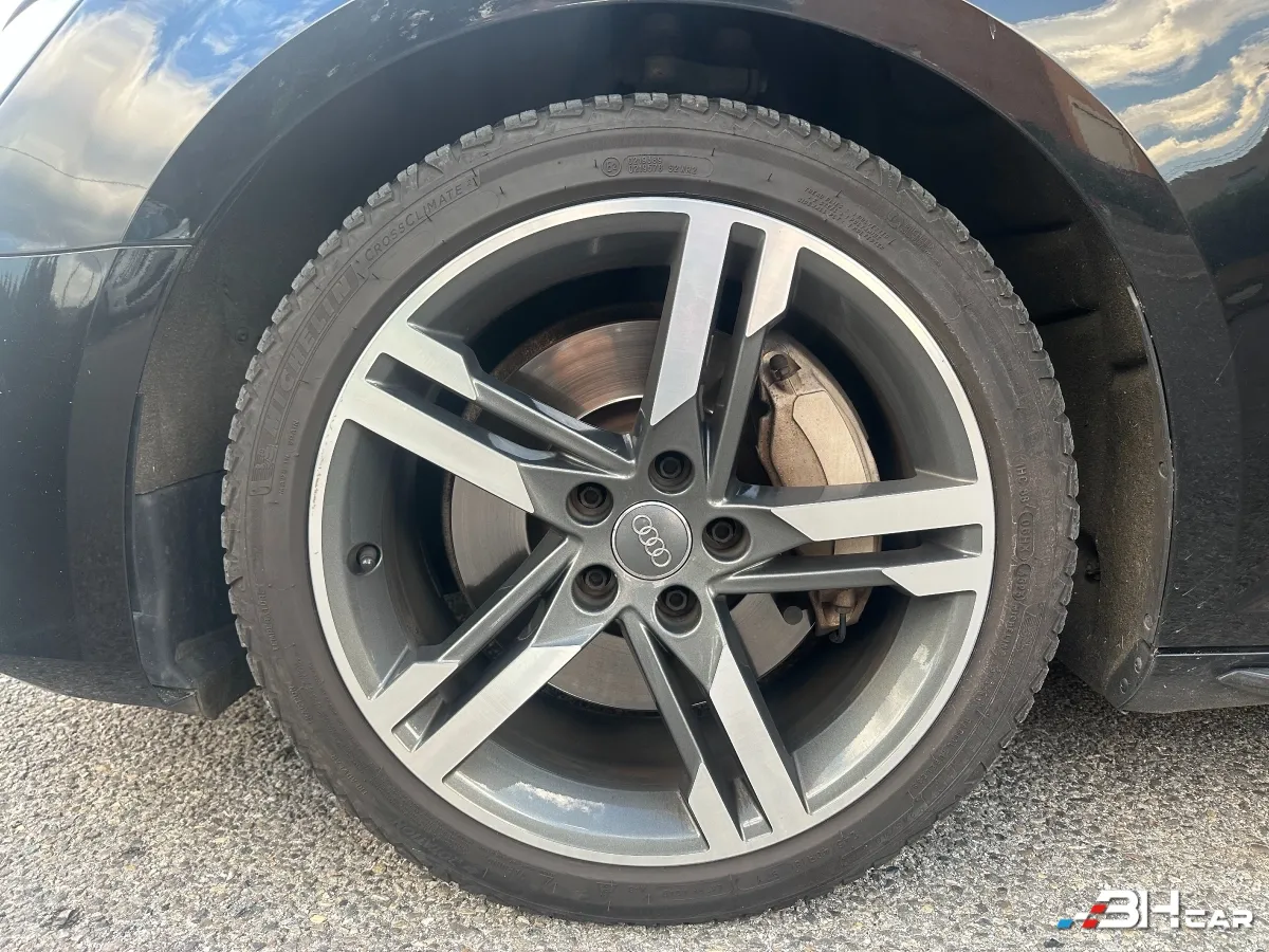 Audi A4 - photo 27