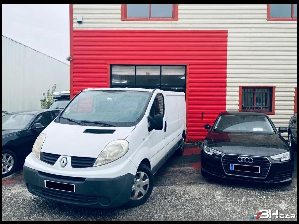 Image: Renault Trafic Vu FOURGON 2.0 DCI 90 L2H1 / AMÉNAGÉ / VIDANGE FAITE / DISQUES + PLAQUETTES AR NEUVES