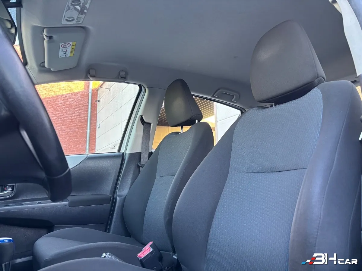 Toyota Yaris - photo 10