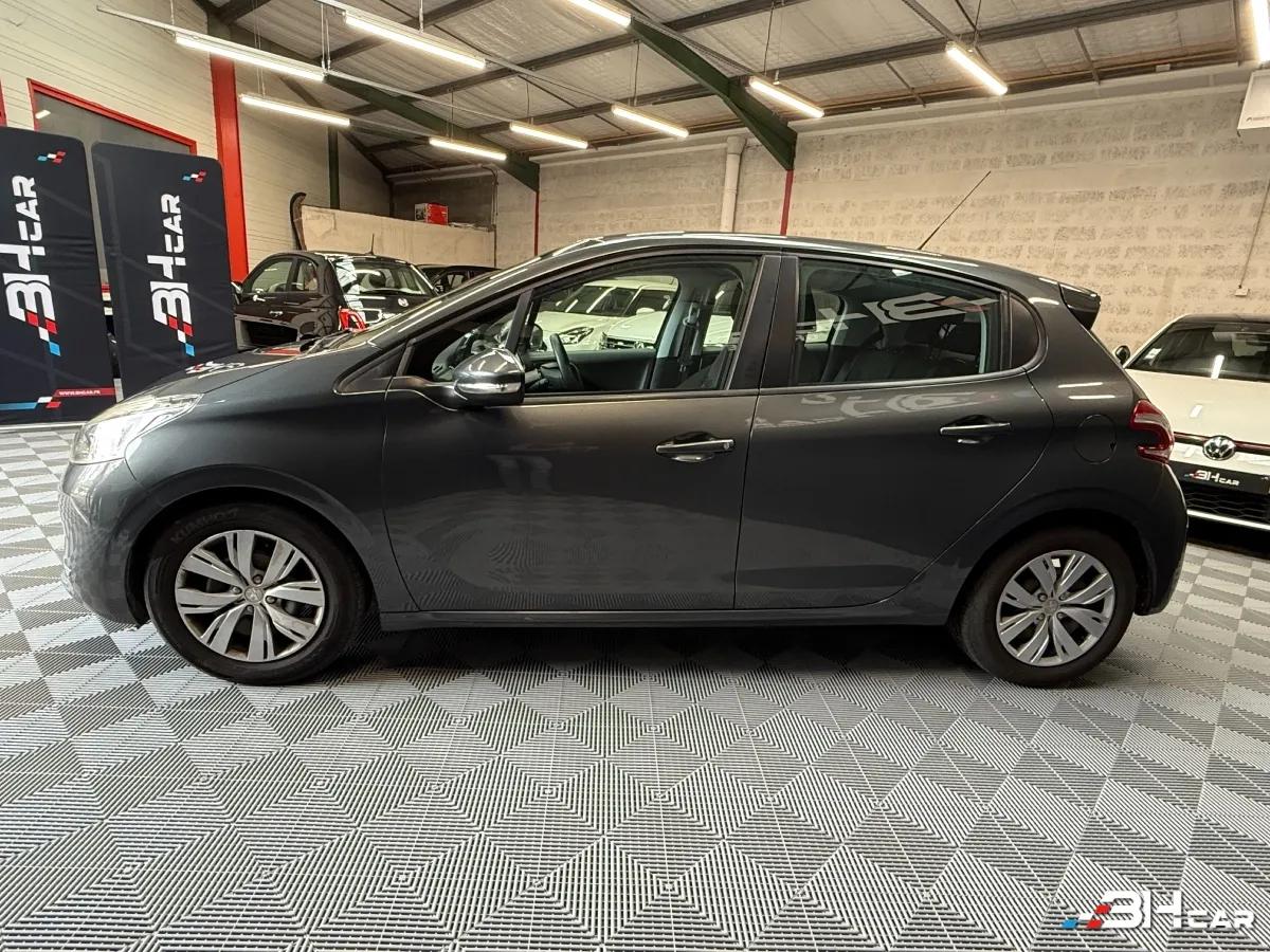 Aperçu indisponible de Peugeot 208