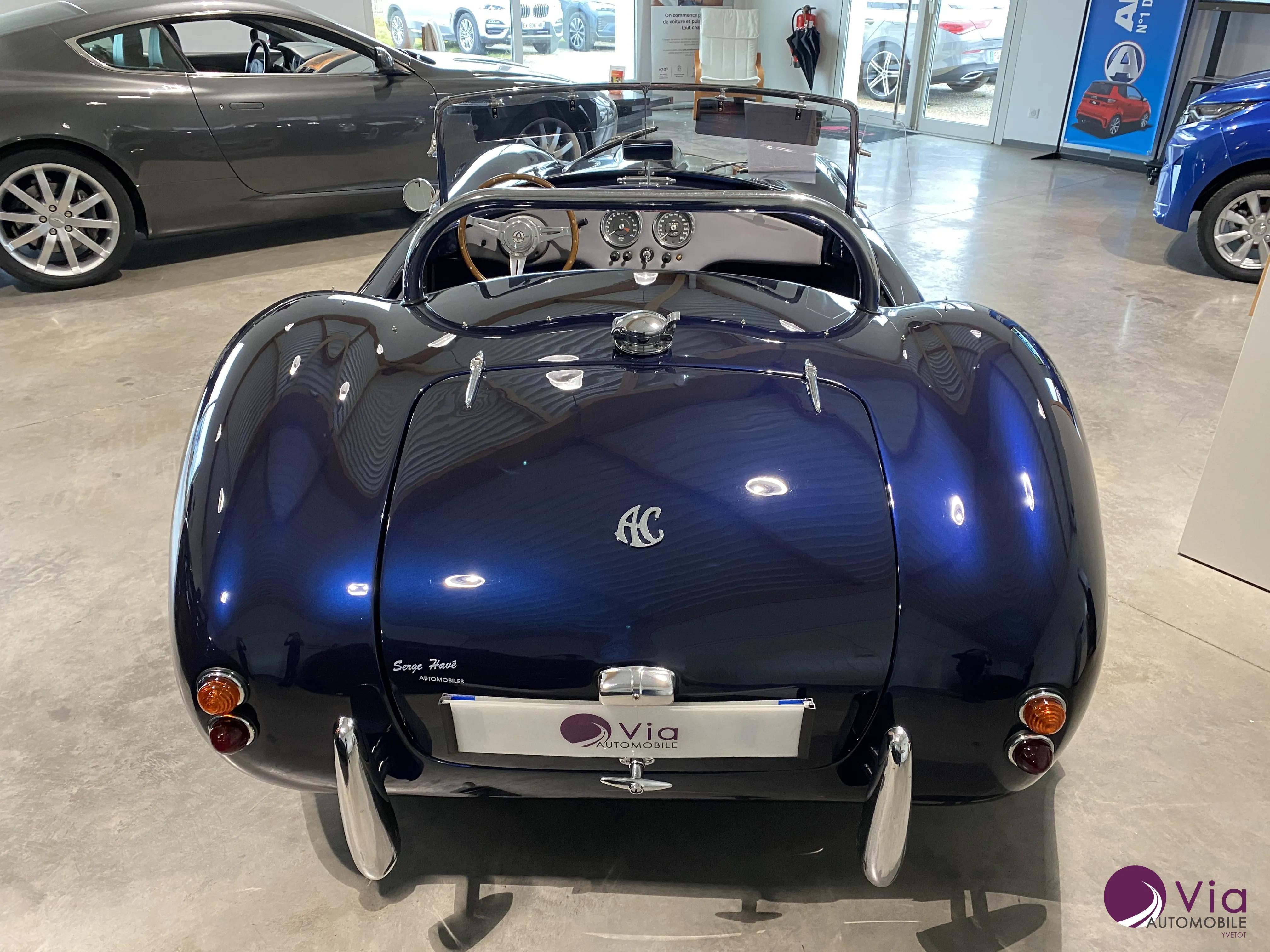 AC Cobra 427