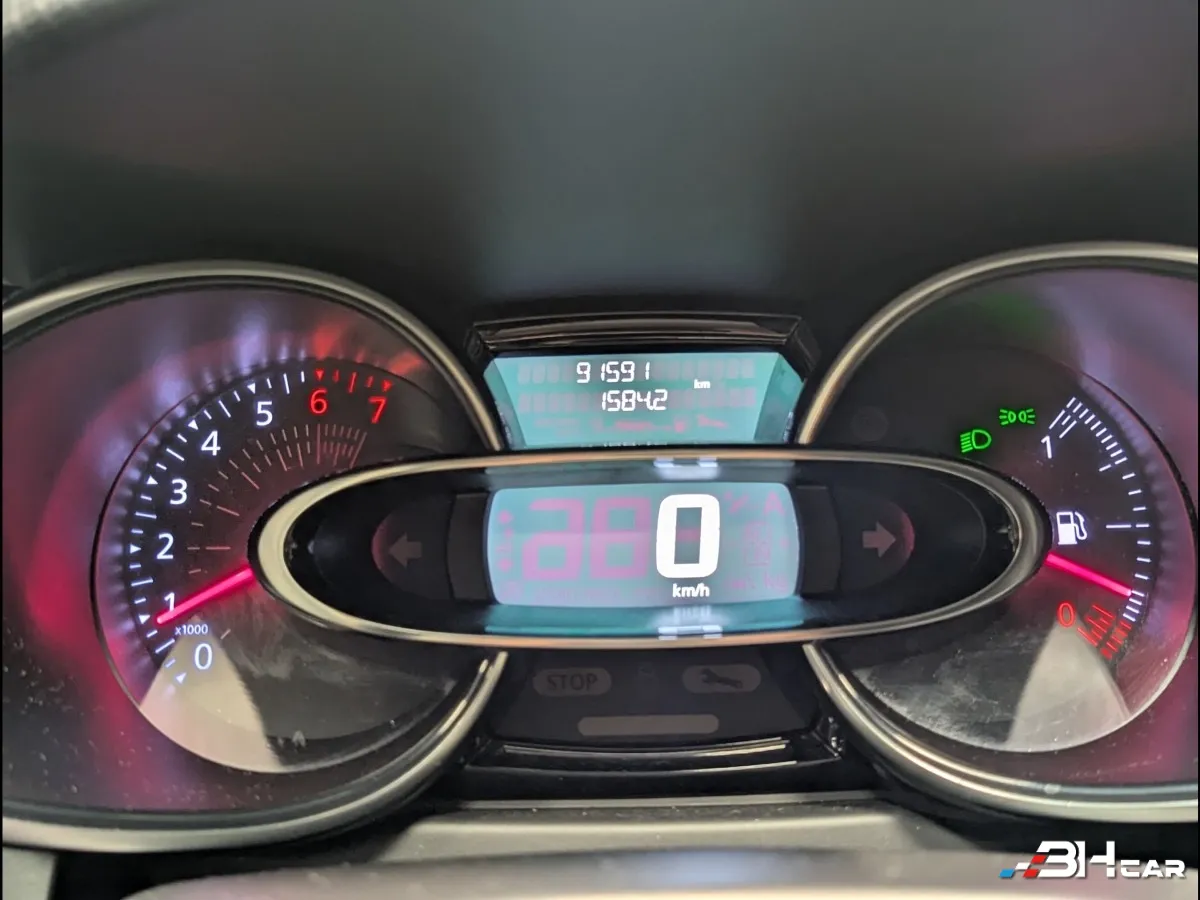 Renault Clio - photo 10