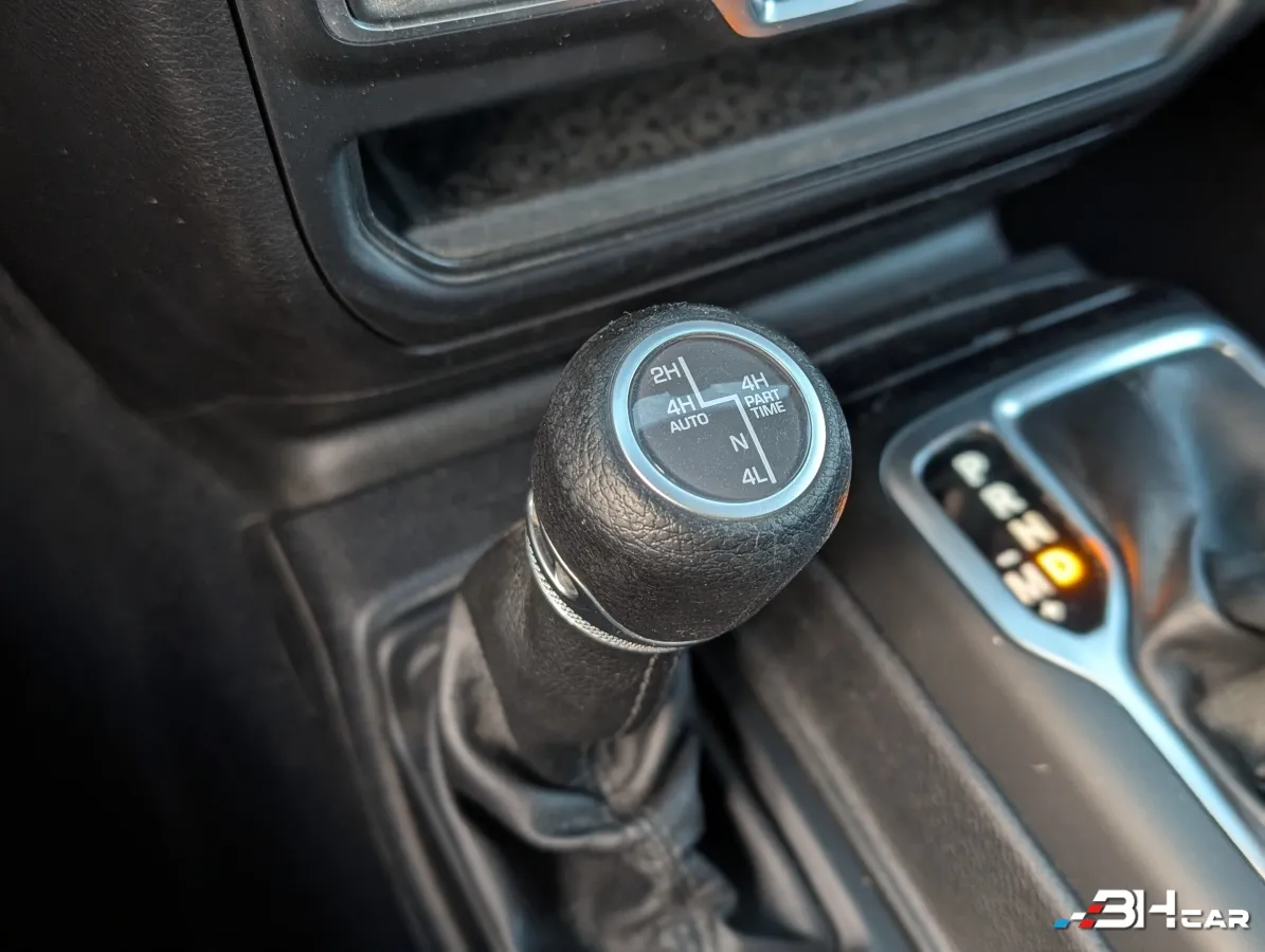 Jeep Wrangler - photo 15