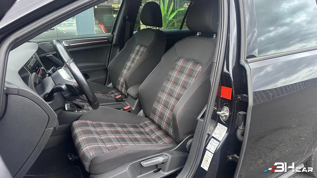 Aperçu indisponible de Volkswagen Golf