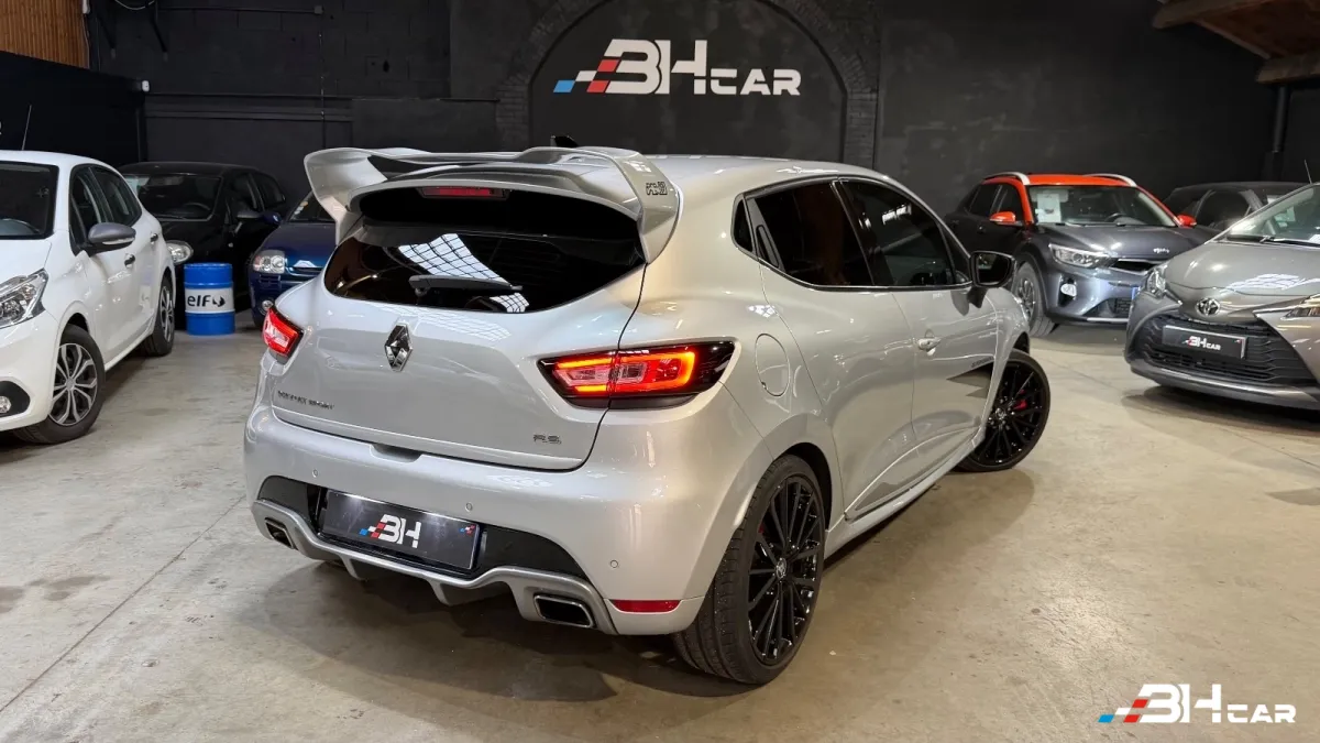 Renault Clio - photo 2