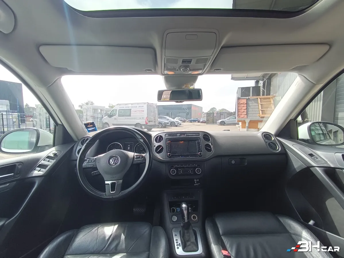 Volkswagen Tiguan - photo 15