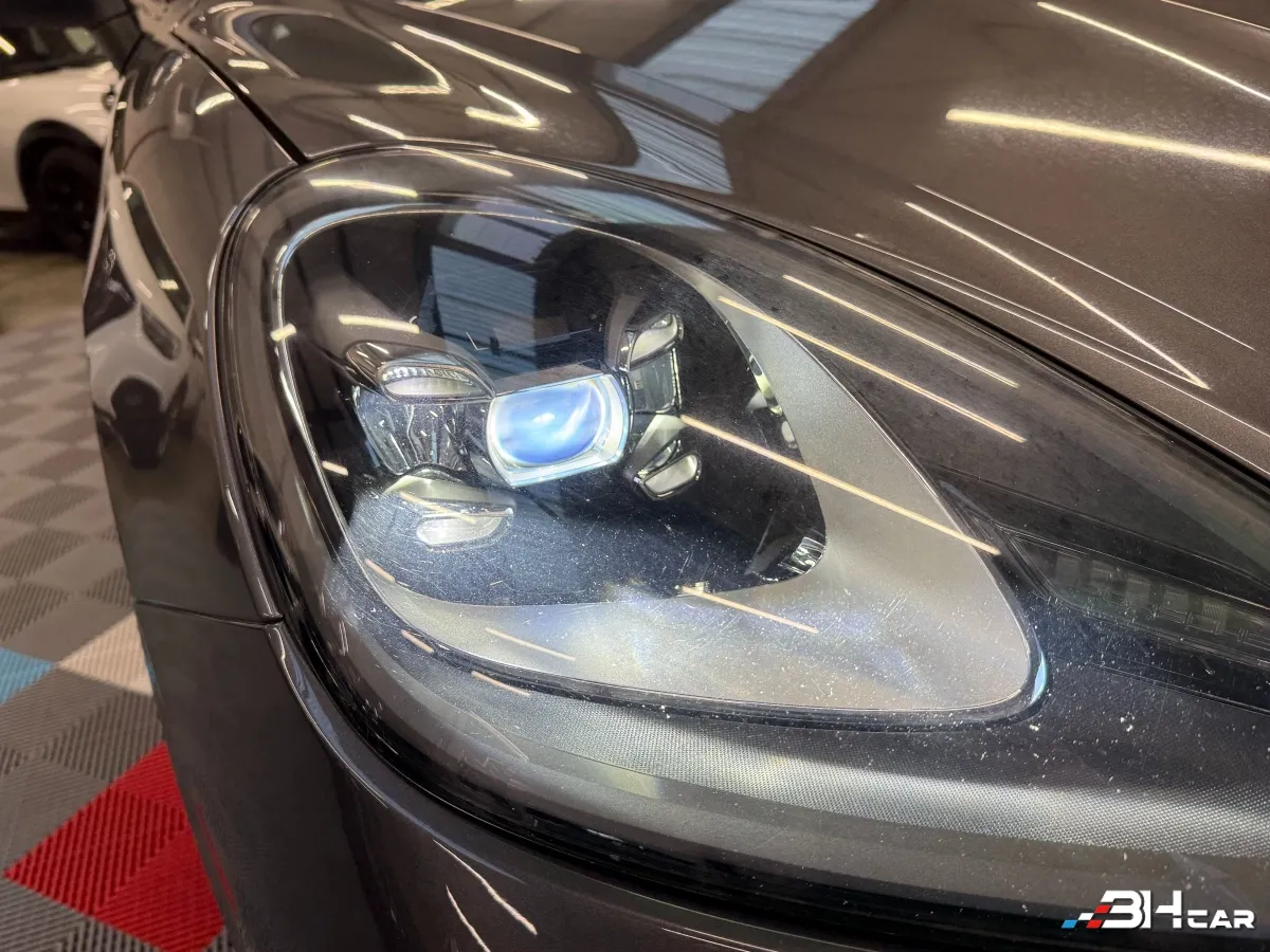 Porsche Cayenne - photo 9