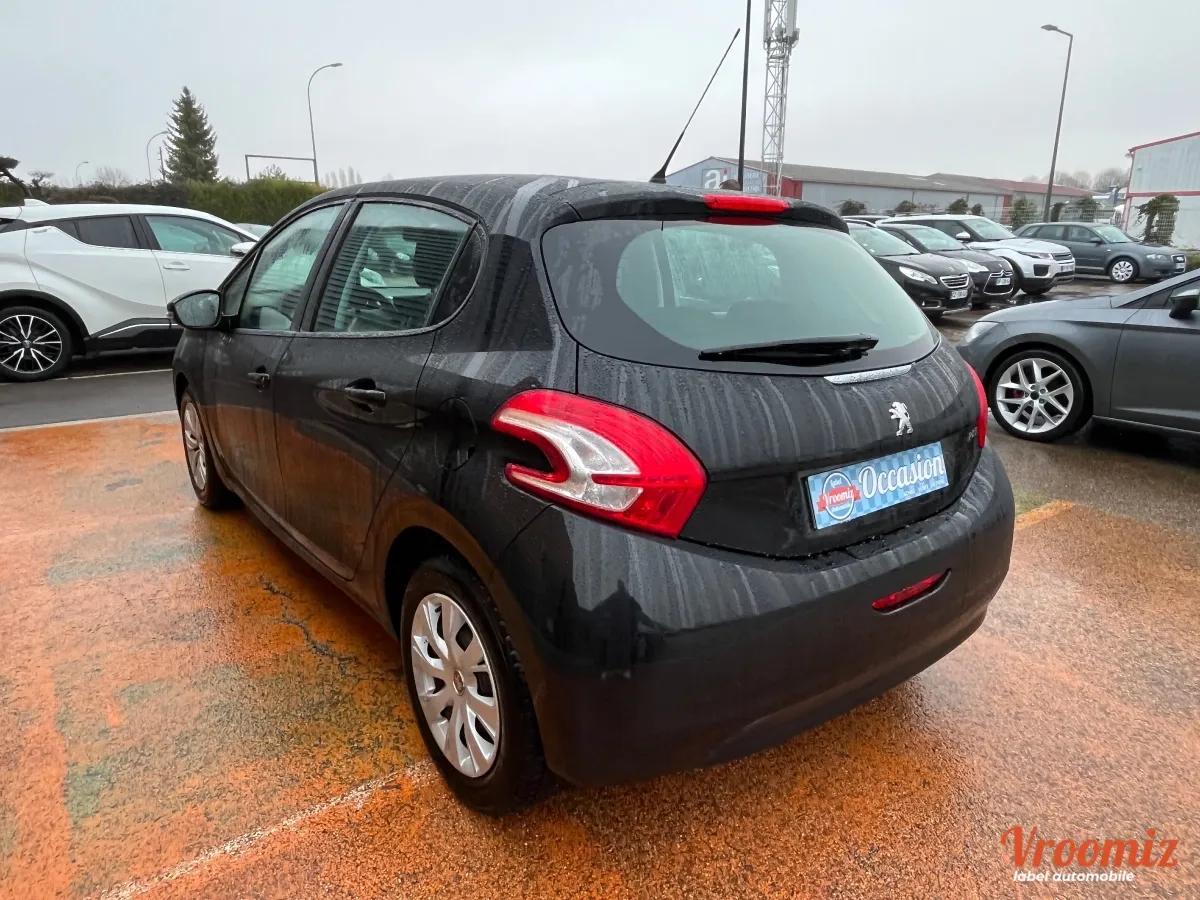 Peugeot 208 GENERATION-I 1.6 E-HDI 90 ACTIVE