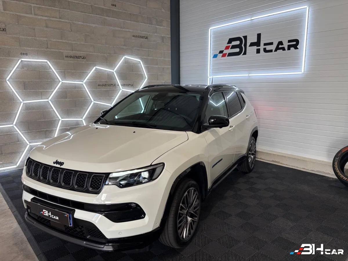Image: Jeep Compass II 1.3 PHEV T4 240 ch 4xe eAWD Summit 5p