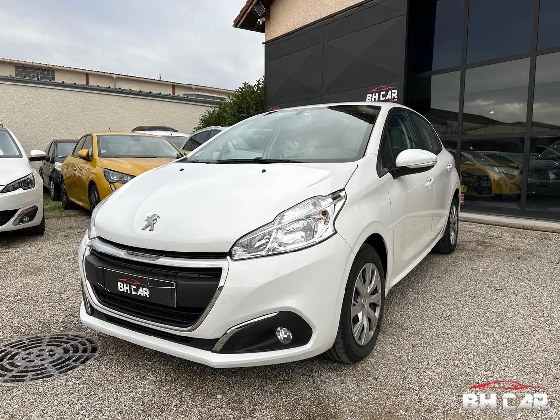 Image: Peugeot 208 1.5 HDI 100cv - 2 places