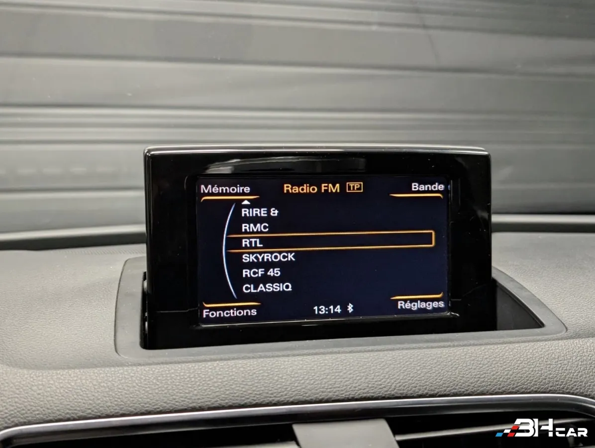 Audi Q3 - photo 14