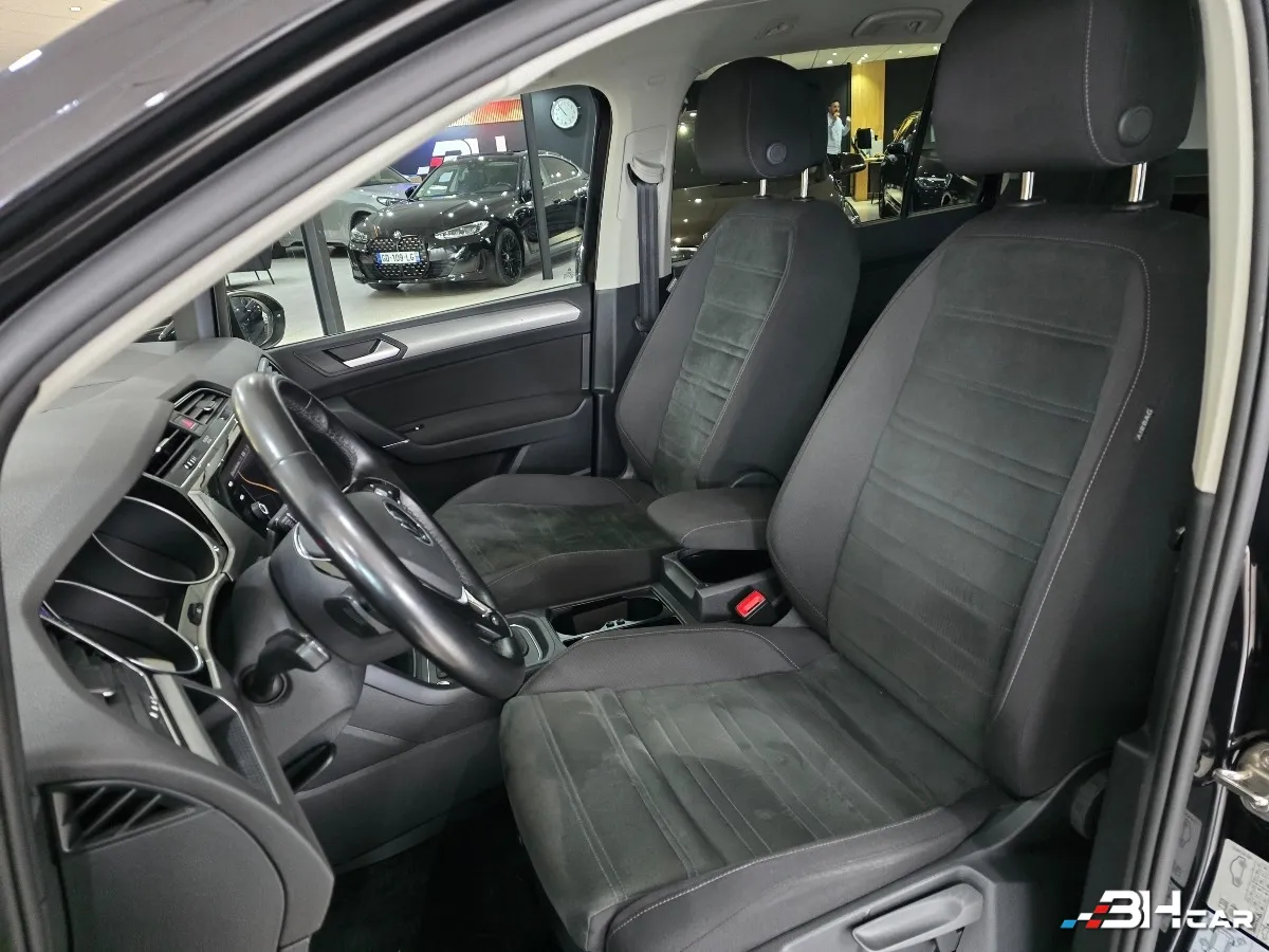 Volkswagen Touran - photo 10