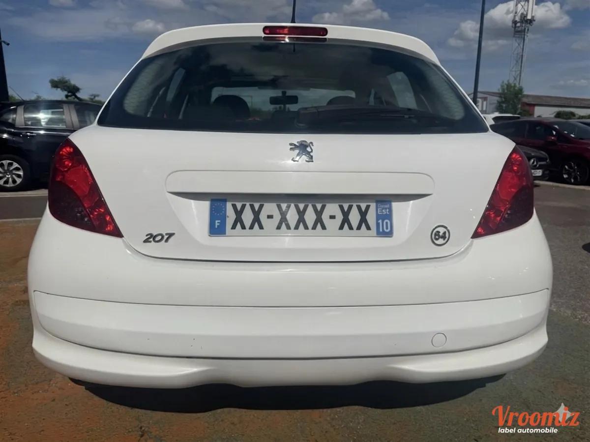 Peugeot 207 1.4 VTI 95 PREMIUM