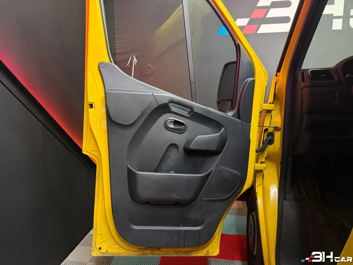 Renault Master Vu - photo 24