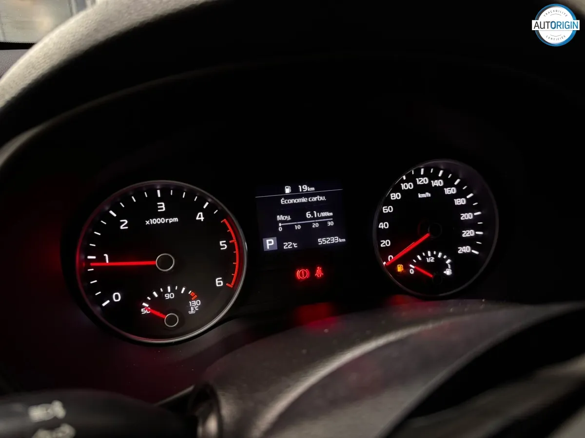 Kia Sportage - photo 22