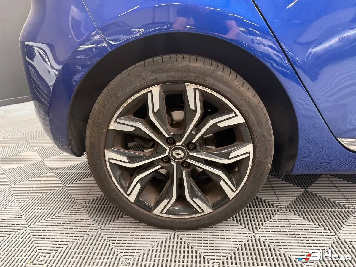 Renault Clio - photo 21