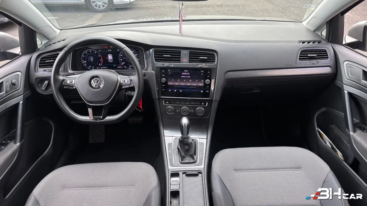 Volkswagen Golf - photo 10