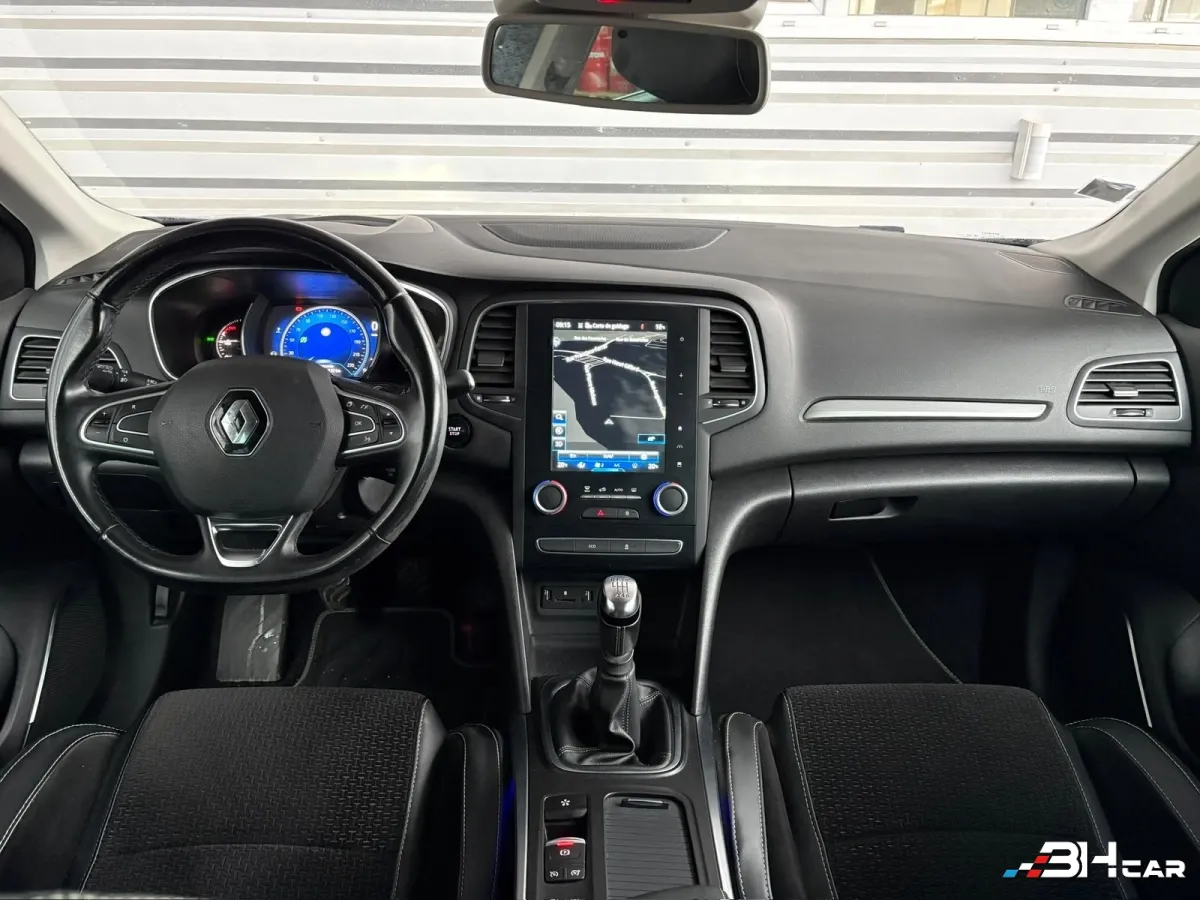 Renault Megane - photo 11