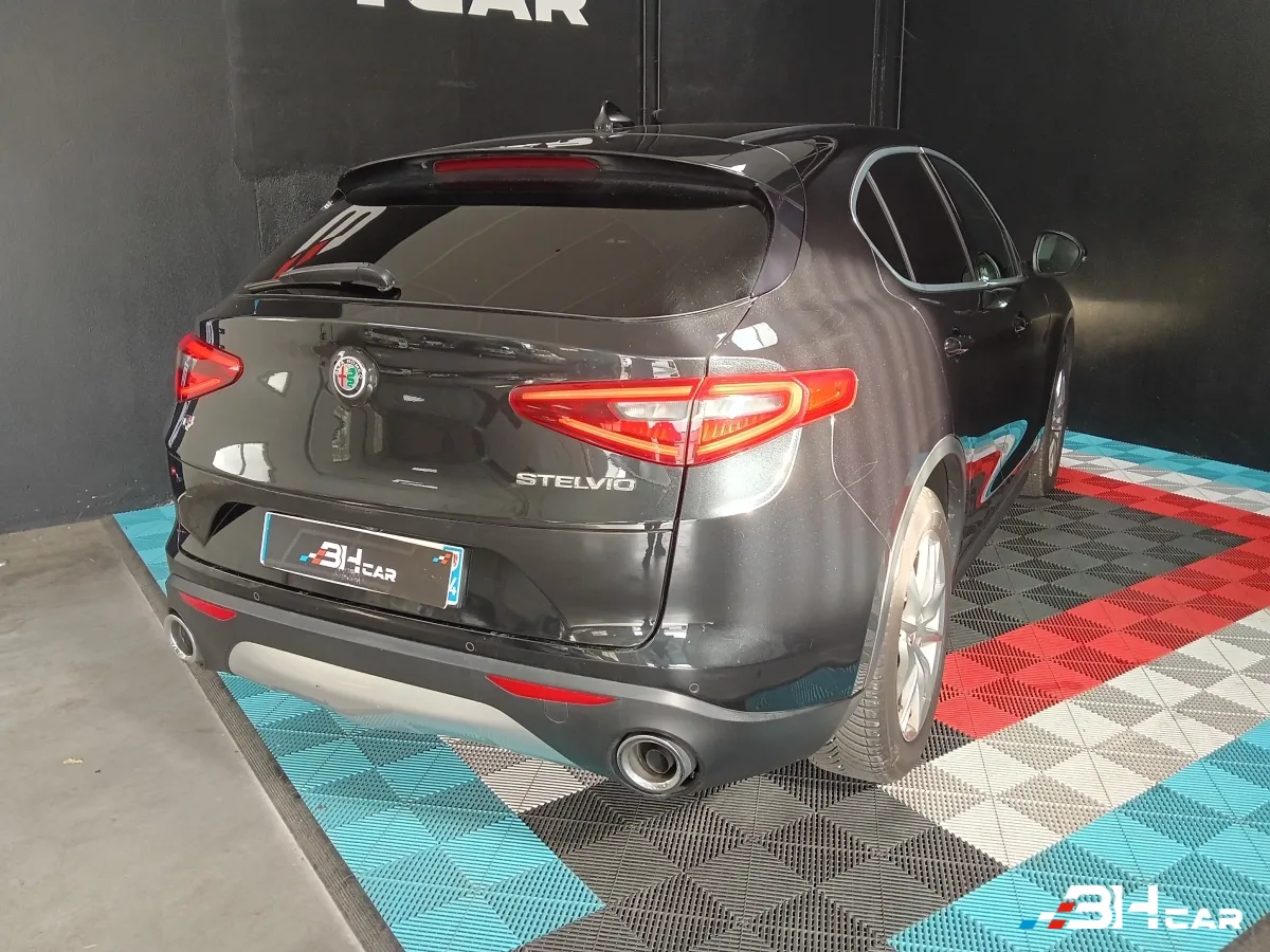 Alfa Romeo Stelvio - photo 7