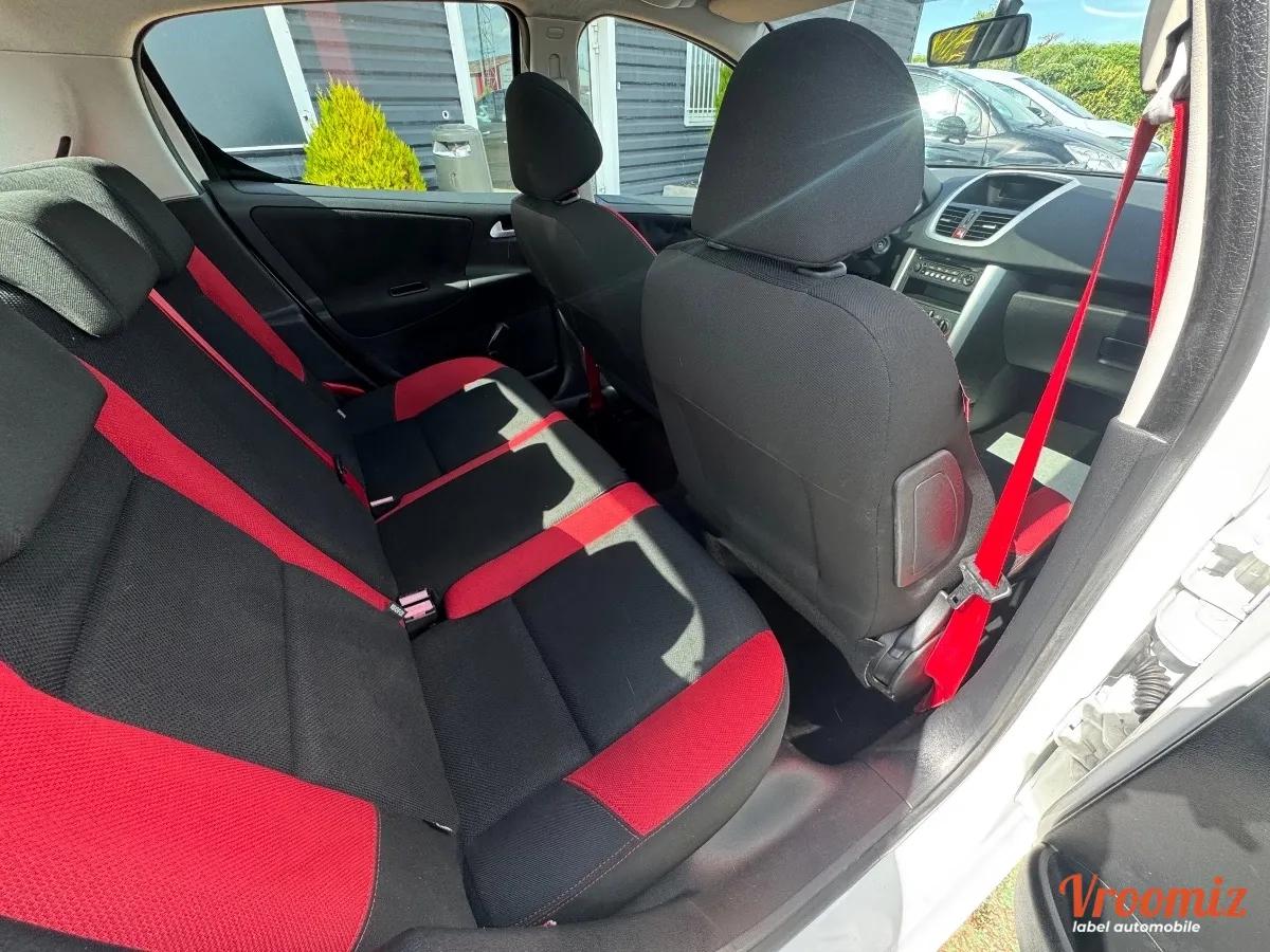 Peugeot 207 1.4 VTI 95 PREMIUM