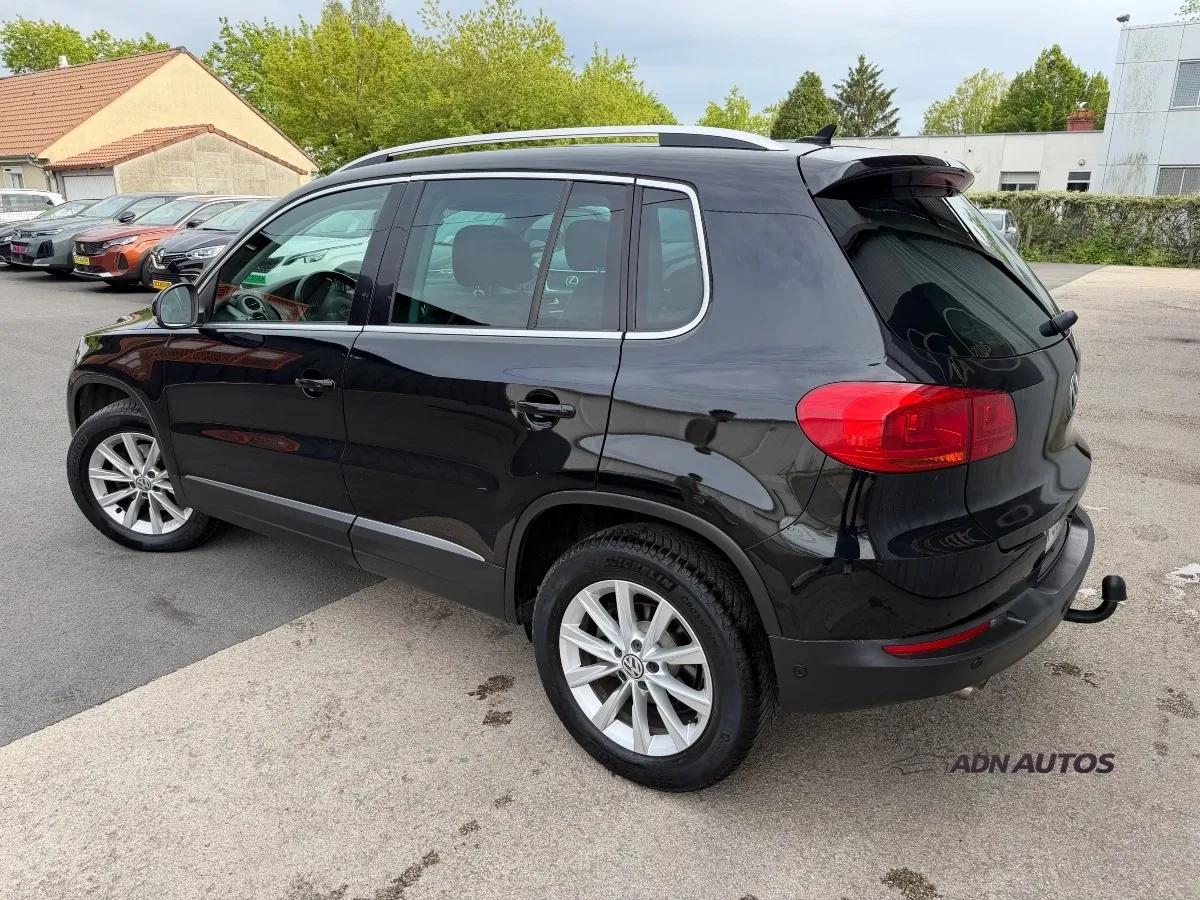Volkswagen Tiguan 2.0 TDI 140 CARAT 4MOTION DSG BVA