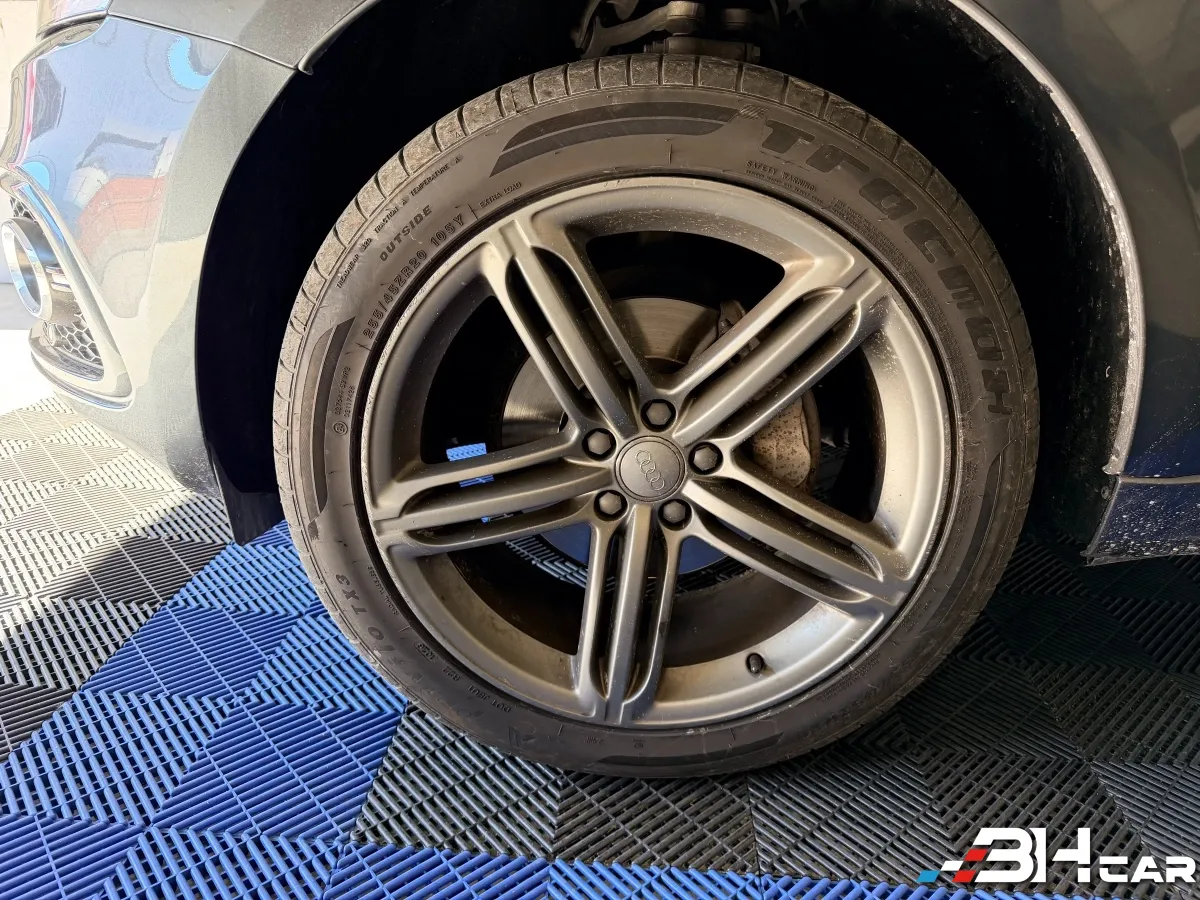 Audi Q5 - photo 30
