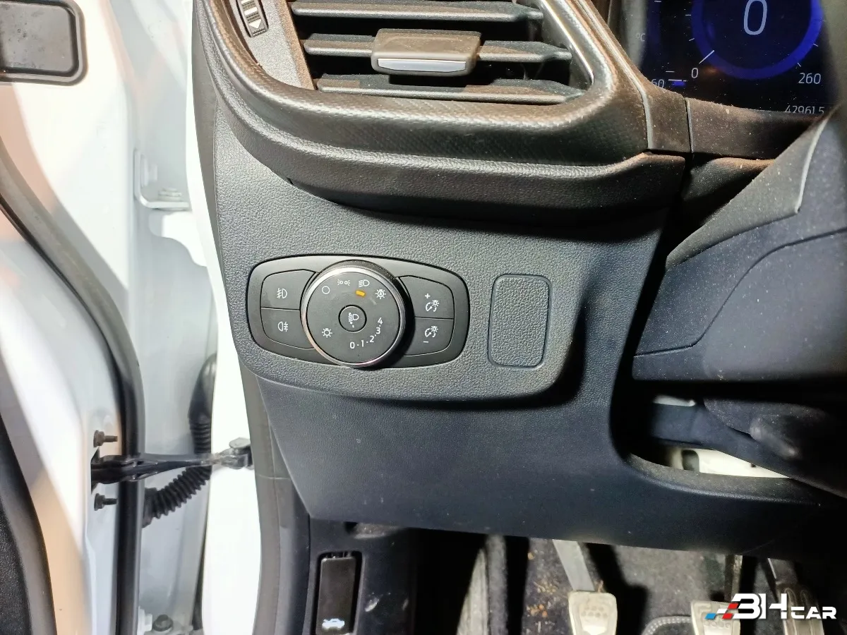 Ford Puma - photo 12