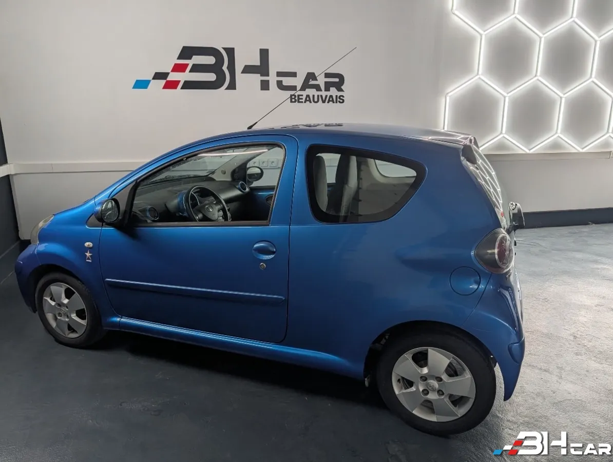 Toyota Aygo - photo 7