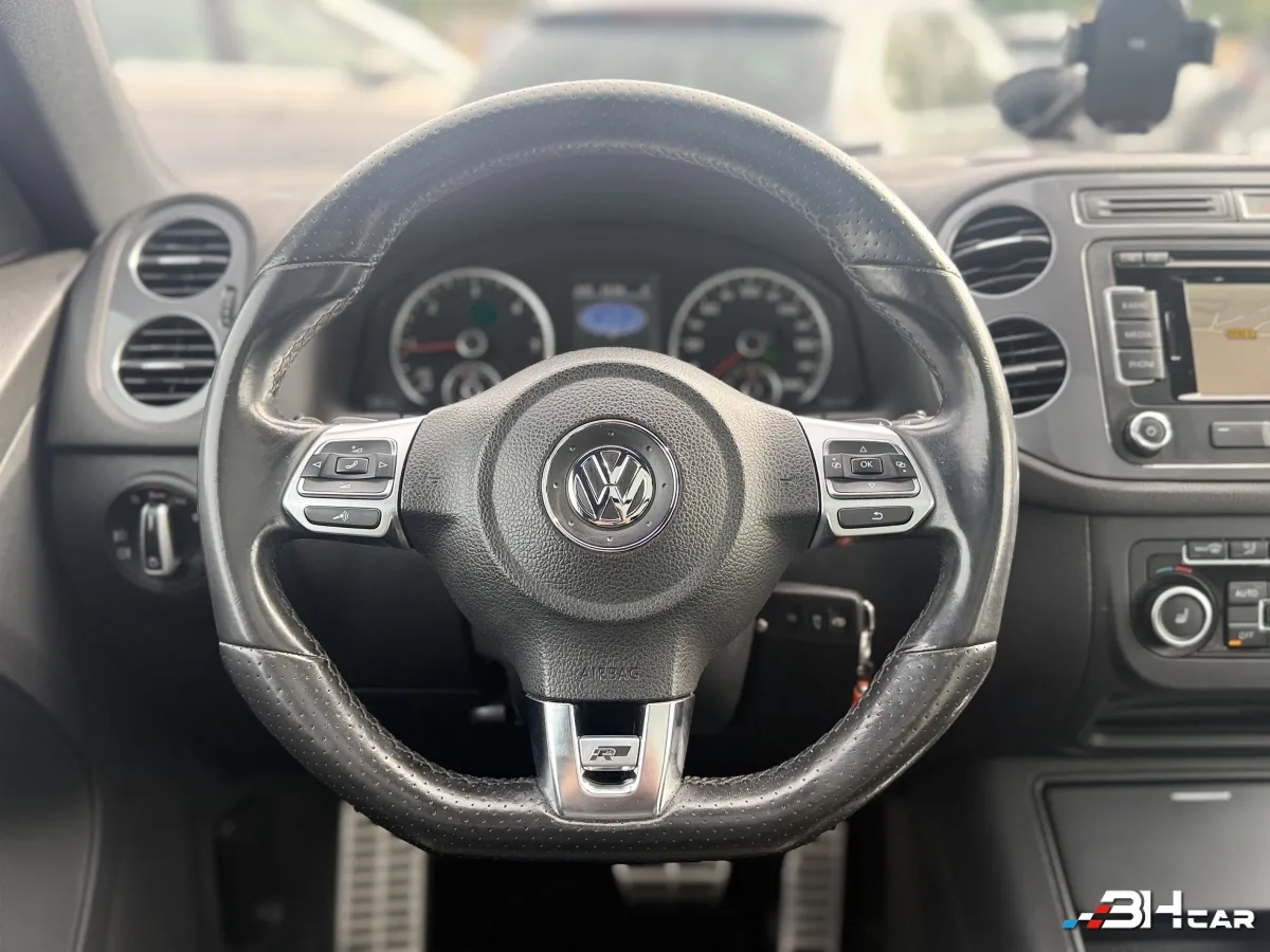 Volkswagen Tiguan - photo 19