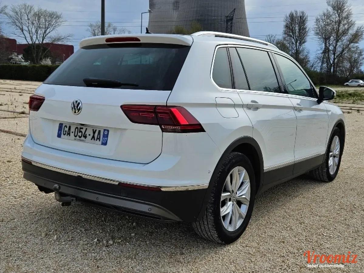 Volkswagen Tiguan 2.0 TDI 150 BLUEMOTION CARAT EDITION DSG BVA