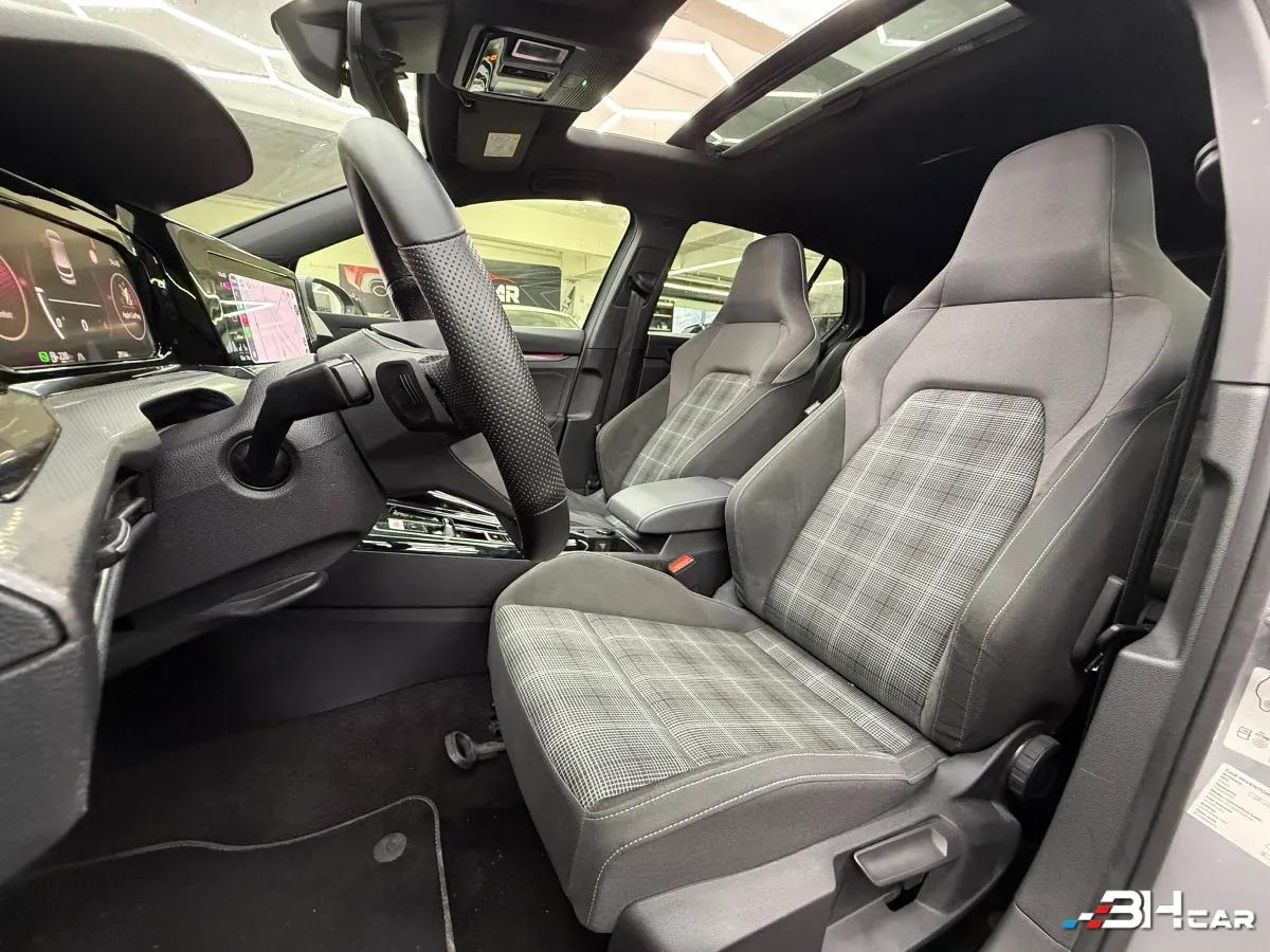Aperçu indisponible de Volkswagen Golf