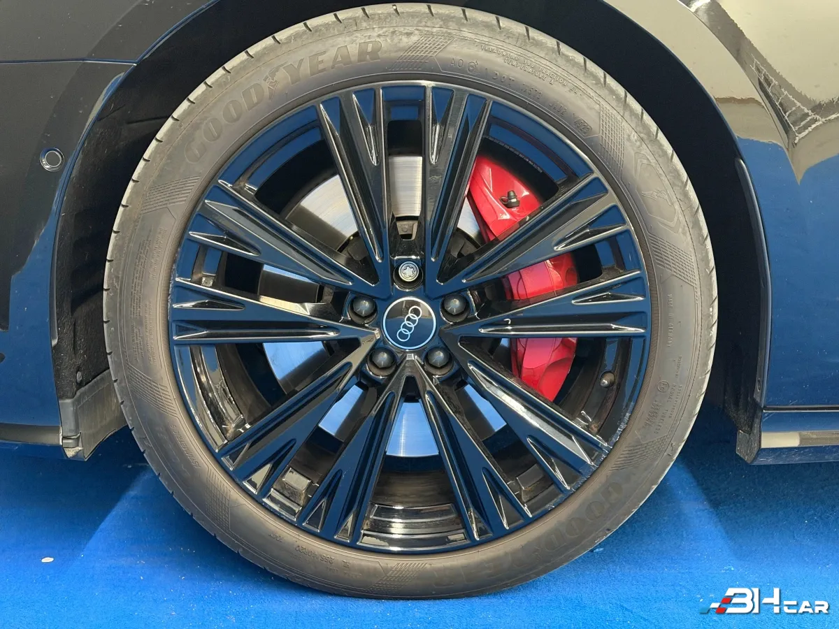 Audi A6 - photo 10